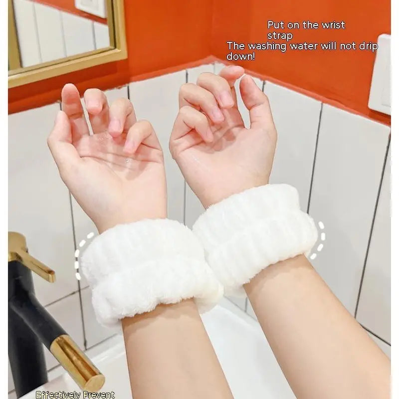 Women's Absorbent Wristbands for Spa and Makeup Use
