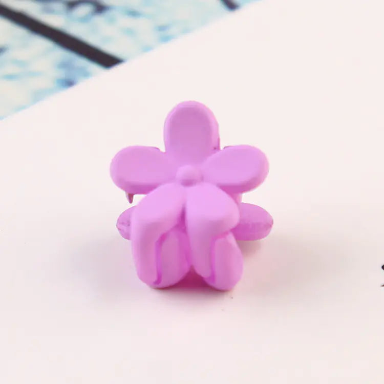 Wholesale Mini Flower Hair Clips for Infants and Toddlers