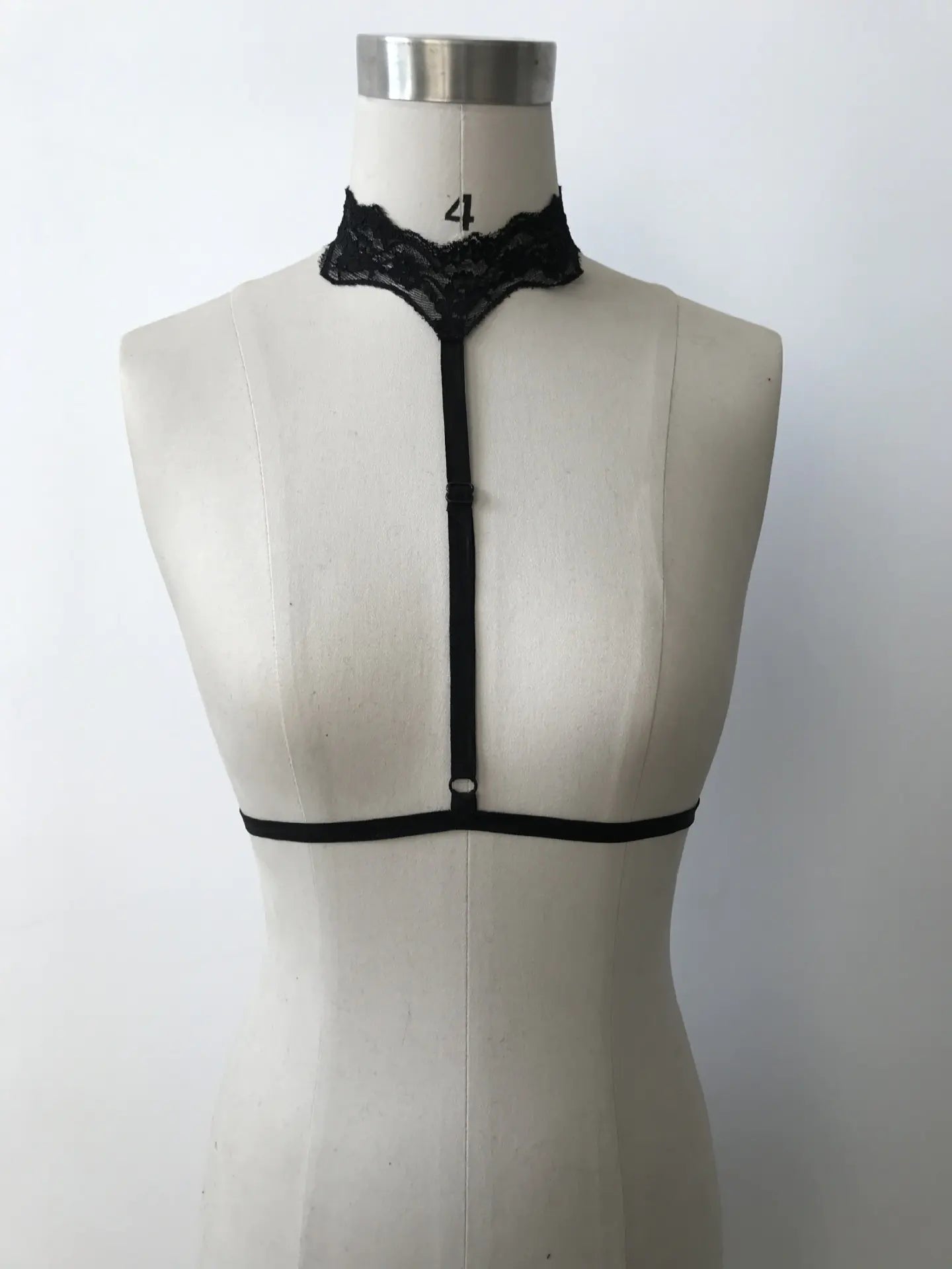 Fashionable Solid Color Bra with Stretch Straps