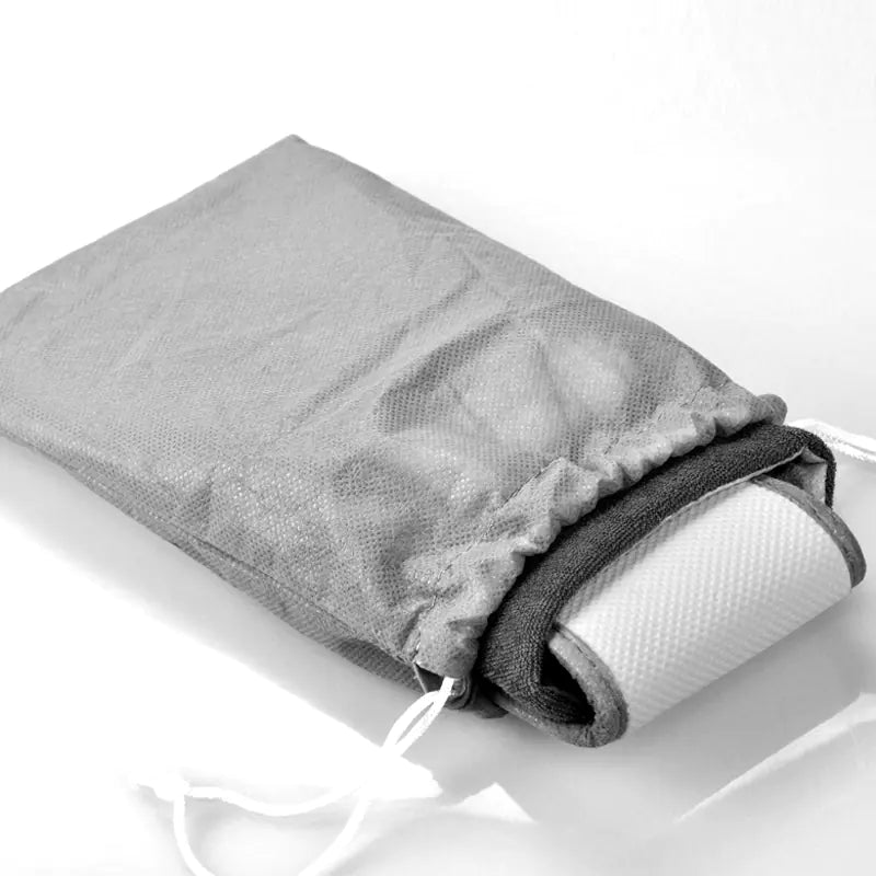 Folding Non-Disposable Non-Woven Slippers for Outdoors