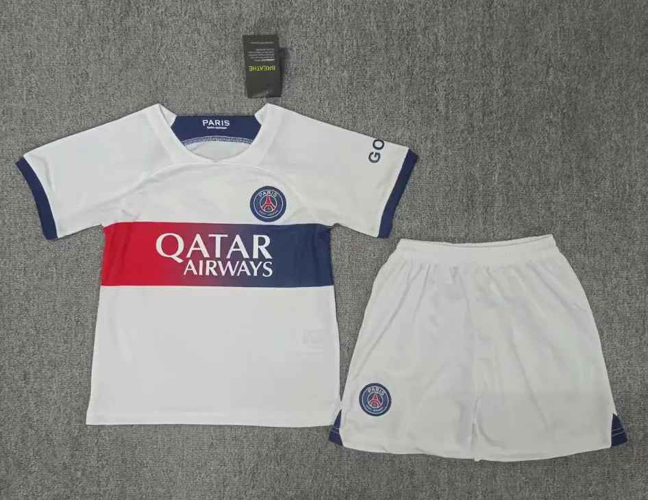 Children's Football Kit: Arsenal, Liverpool, Dortmund, Spurs