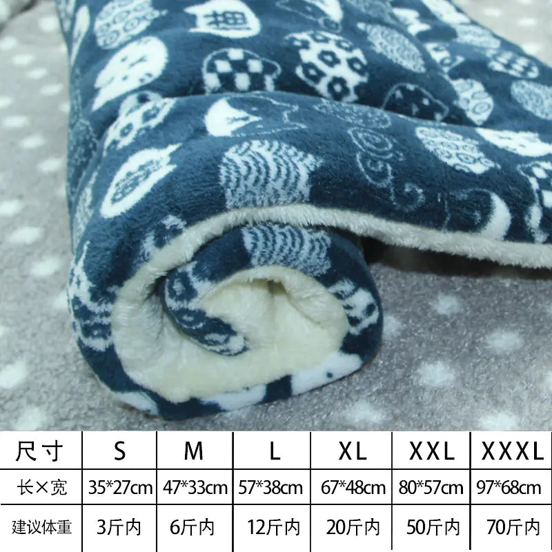 Universal Pet Bed Mat for Cats and Dogs - Thick Blanket