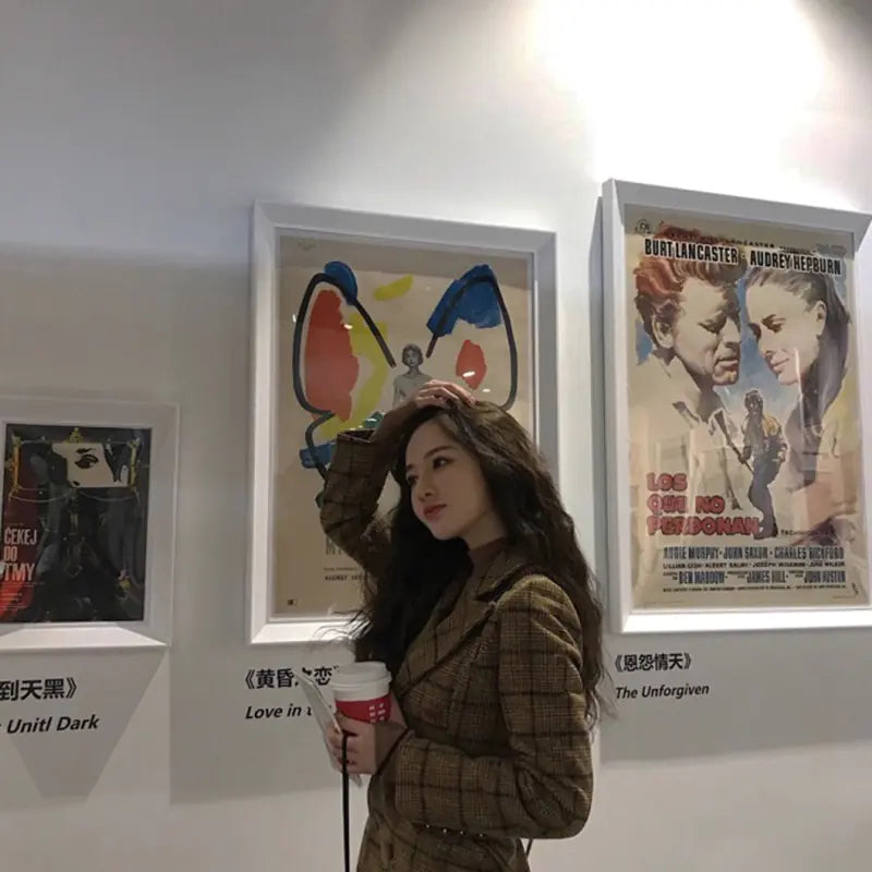 Women's Long Wavy Synthetic Wig with Center Bangs