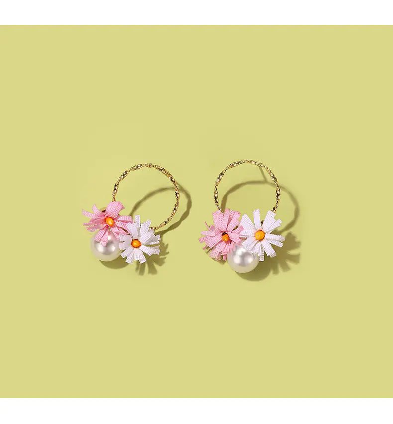 Floral Earrings with Imitation Pearls (2020)
