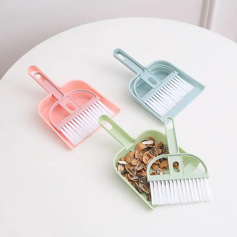 Mini Desktop Broom and Dustpan Set for Cleaning