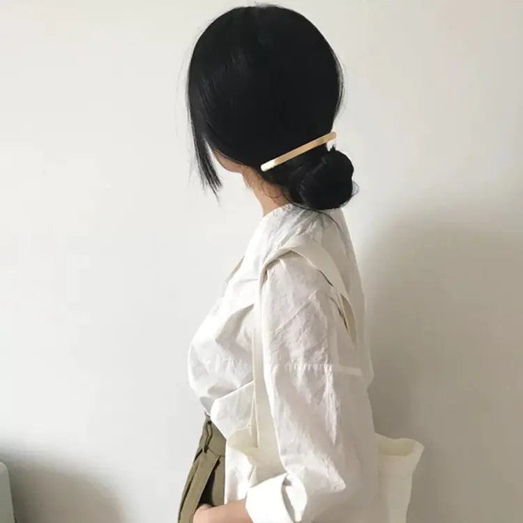 Minimalist Gold Metal Hair Clip - Simple Chic Design