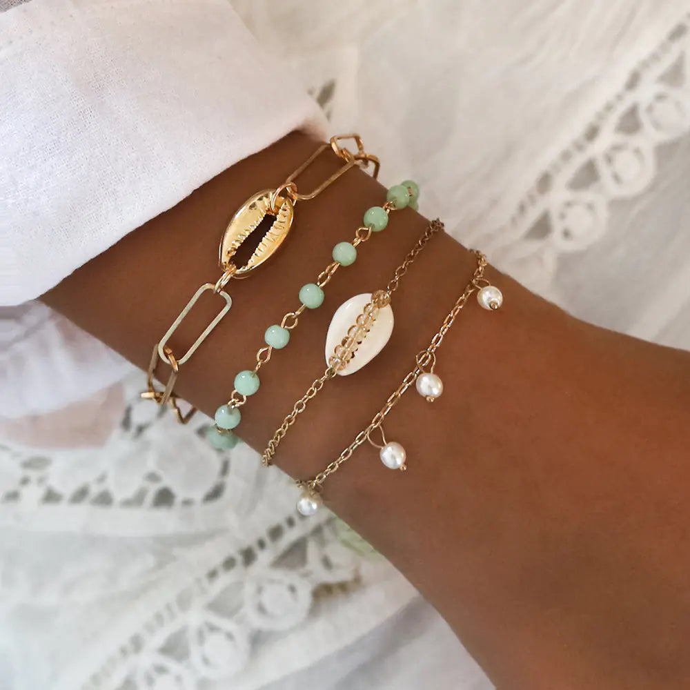 Gold Shell Statement Chain Bracelet with Beads (4 Pieces)