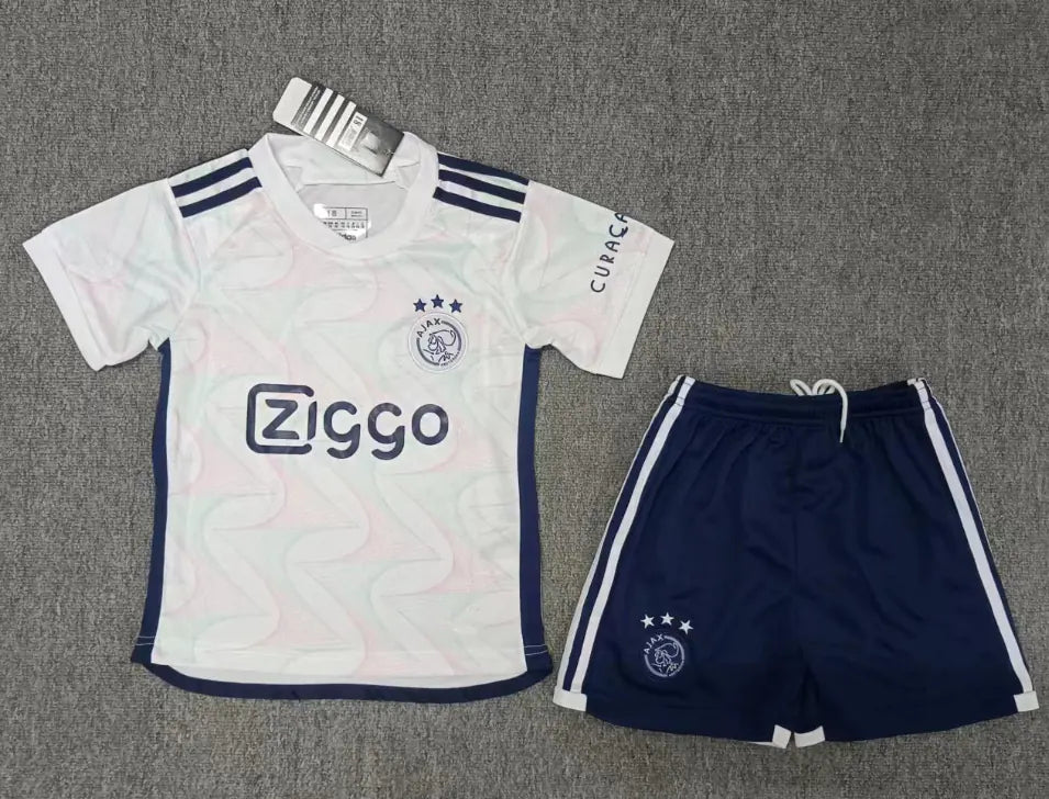 Children's Football Kit: Arsenal, Liverpool, Dortmund, Spurs