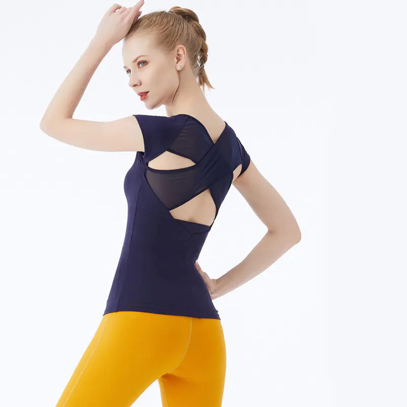 Women's High-Elastic Quick-Dry Yoga Outfit with Padding