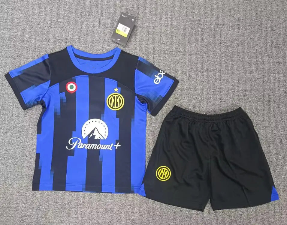 Children's Football Kit: Arsenal, Liverpool, Dortmund, Spurs