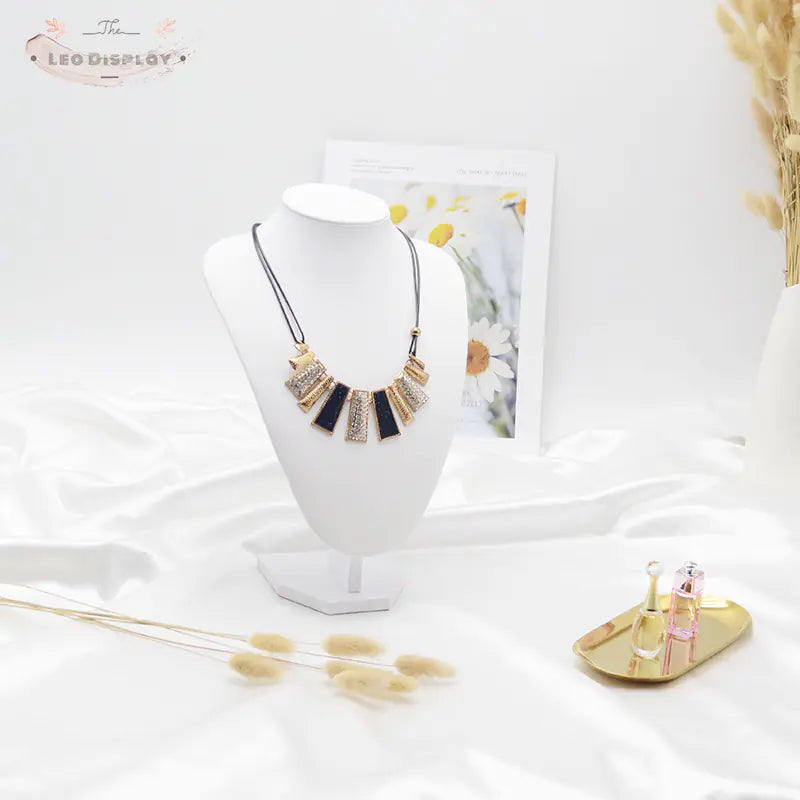 Jewelry Necklace Display Stand for Commercial Use