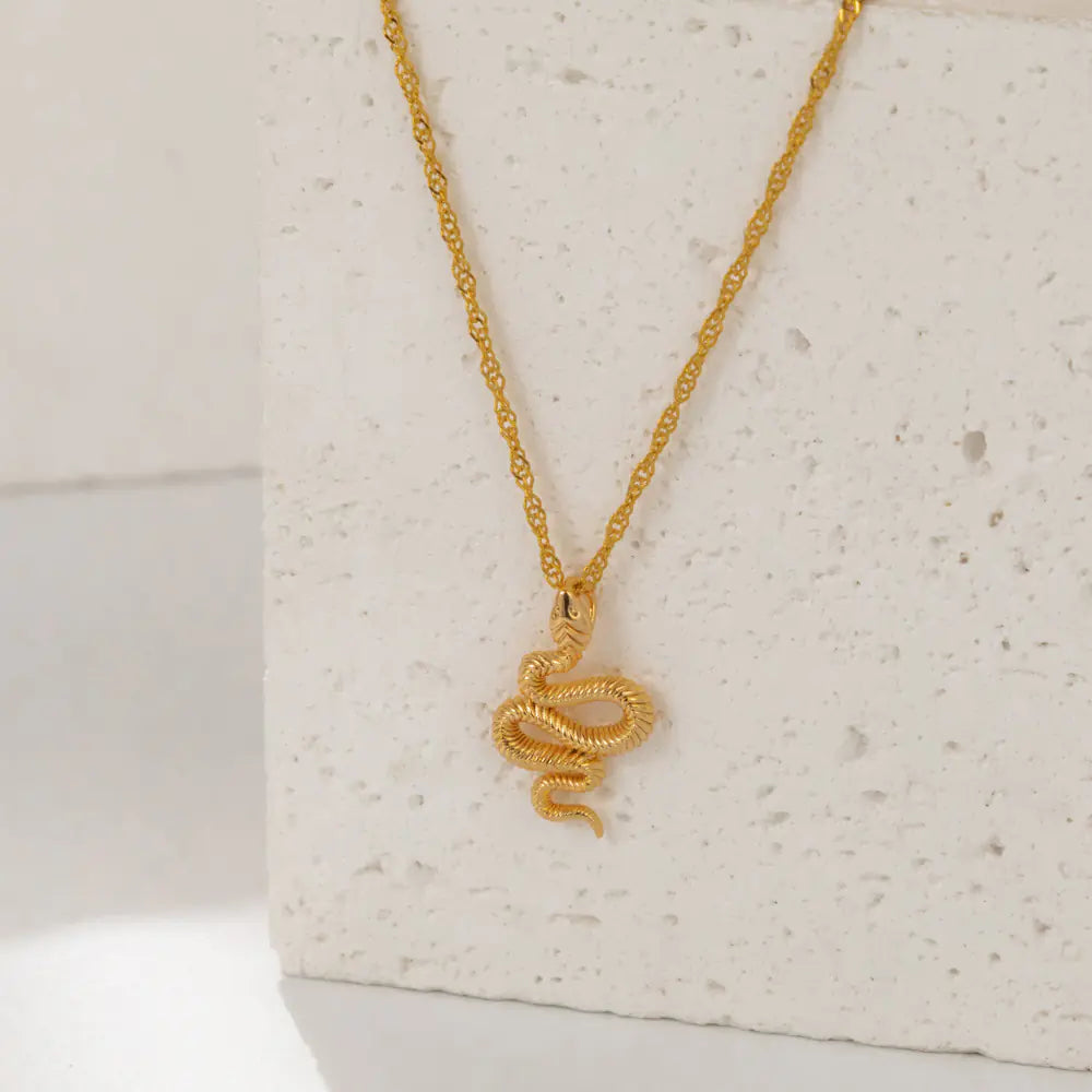 Creative Multi-Color Cobra Pendant Necklace