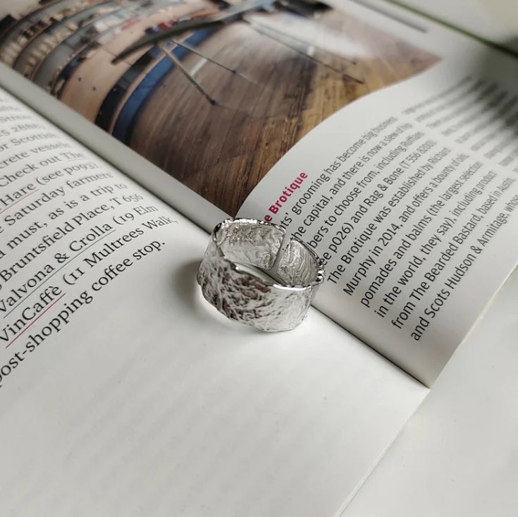 Trendy Japanese-Korean Minimalist Wide Ring for All