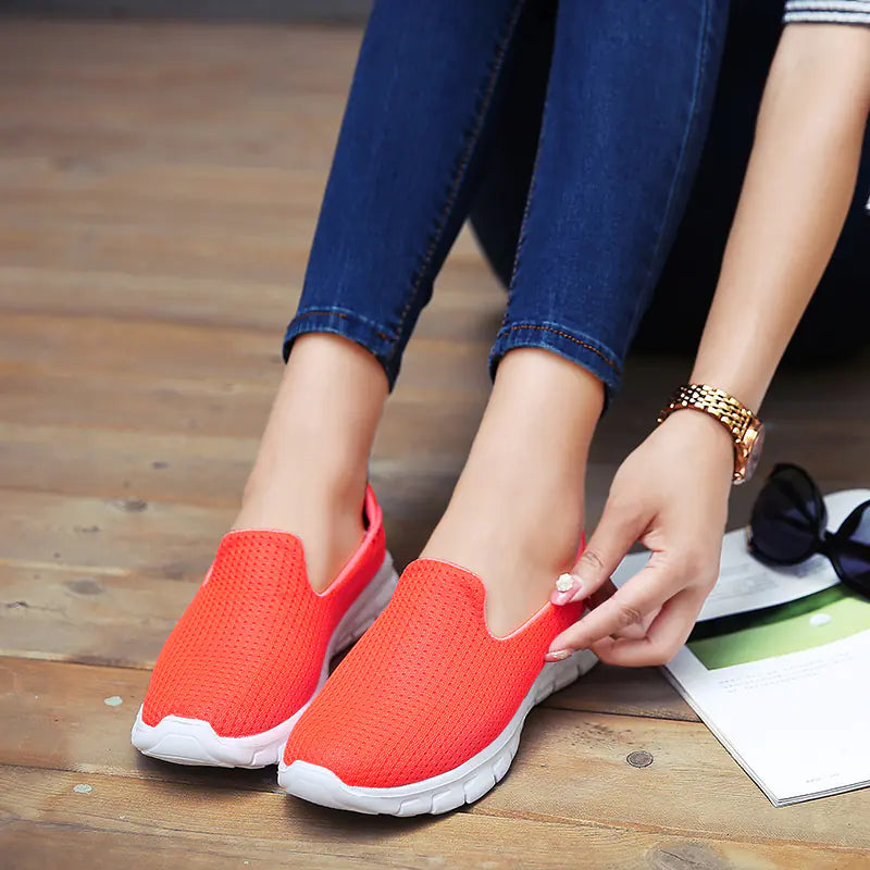 Plus Size Women's Breathable Slip-On Shoes