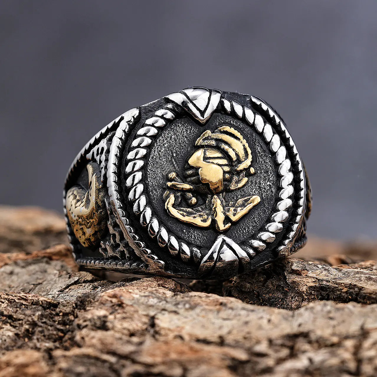 Retro Wind Motorcycle Ring with Domineering Style