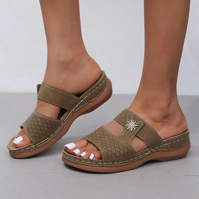 Women's Casual Floral Wedge Sandals with Thick Bottom