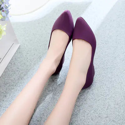 Pointed Toe Wedge Work Shoes with Soft Sole