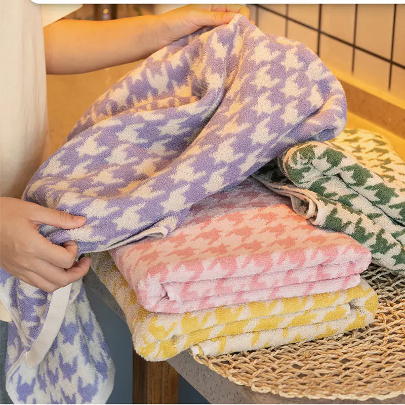 Houndstooth Cotton Jacquard Face Towel - Soft & Absorbent