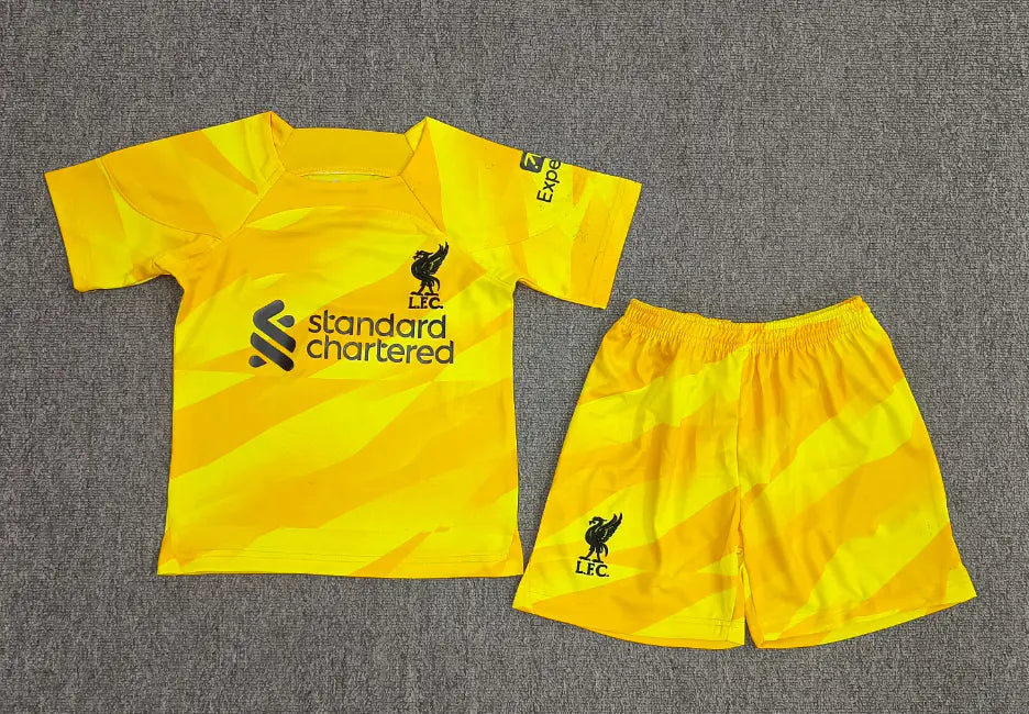 Children's Football Kit: Arsenal, Liverpool, Dortmund, Spurs