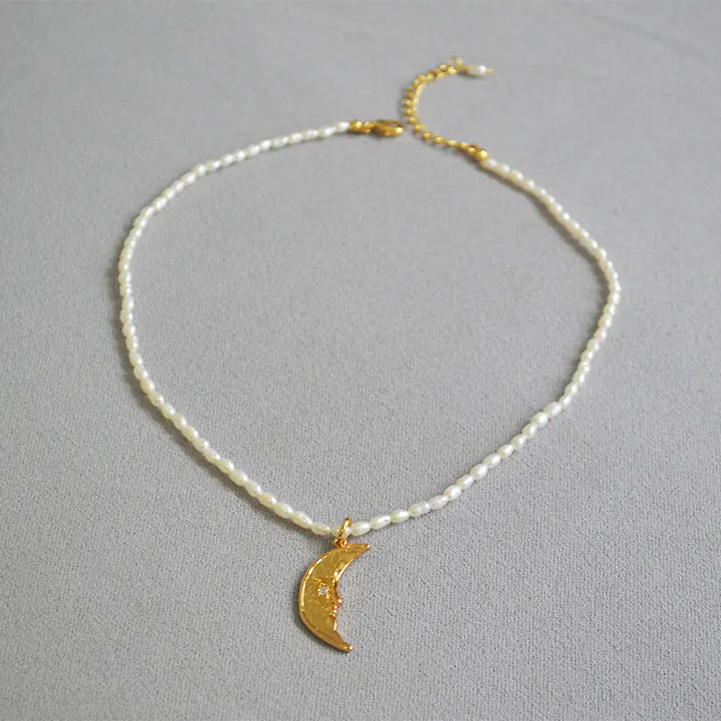 Elegant Freshwater Pearl Moon Charm Short Necklace