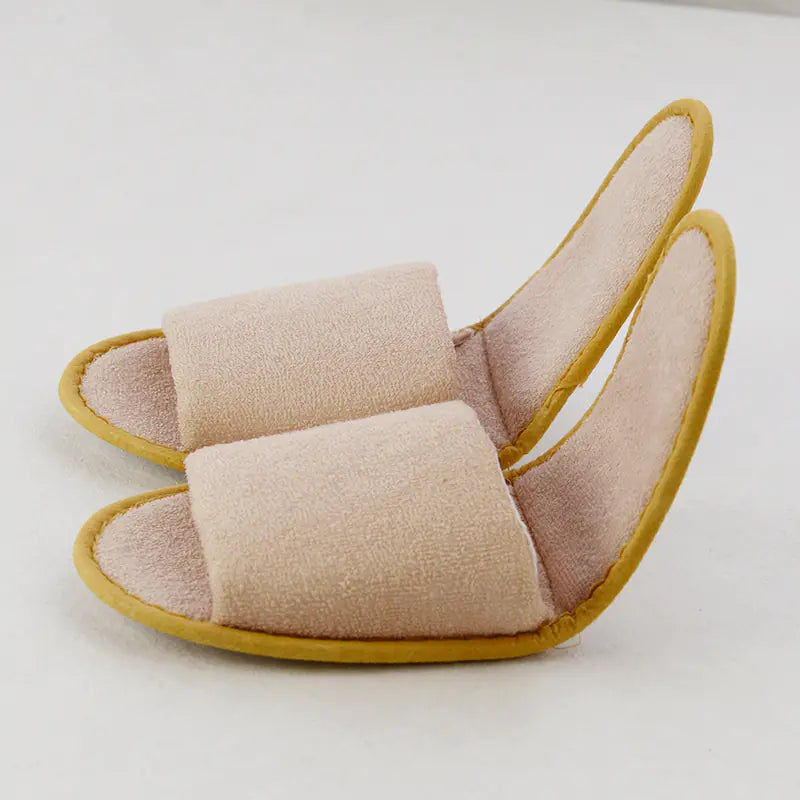Folding Non-Disposable Non-Woven Slippers for Outdoors