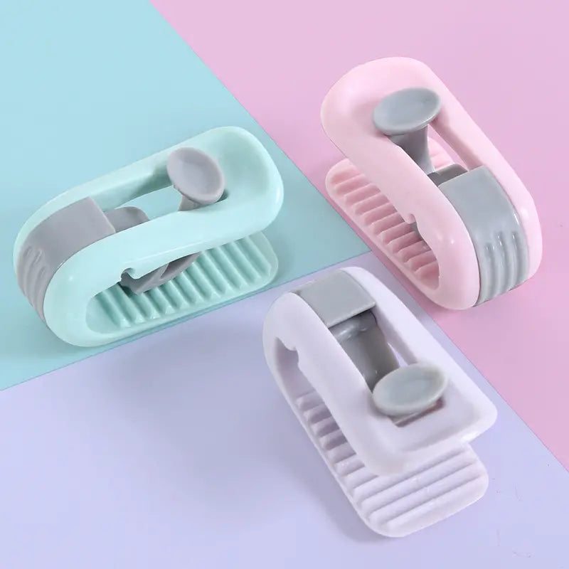 6-Piece Non-Slip Duvet Cover Clips for Sheets