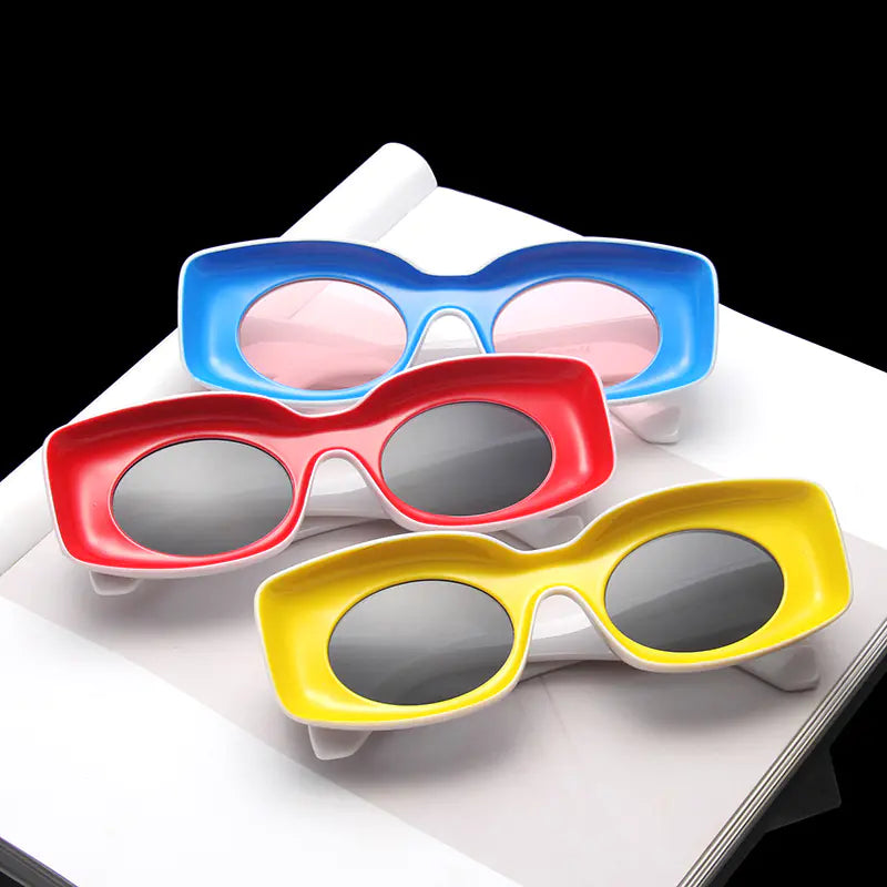 Stylish Men's Sunglasses with Solid Design and Depth