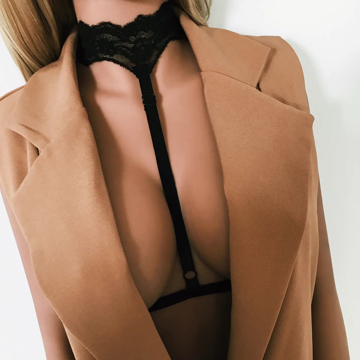 Fashionable Solid Color Bra with Stretch Straps