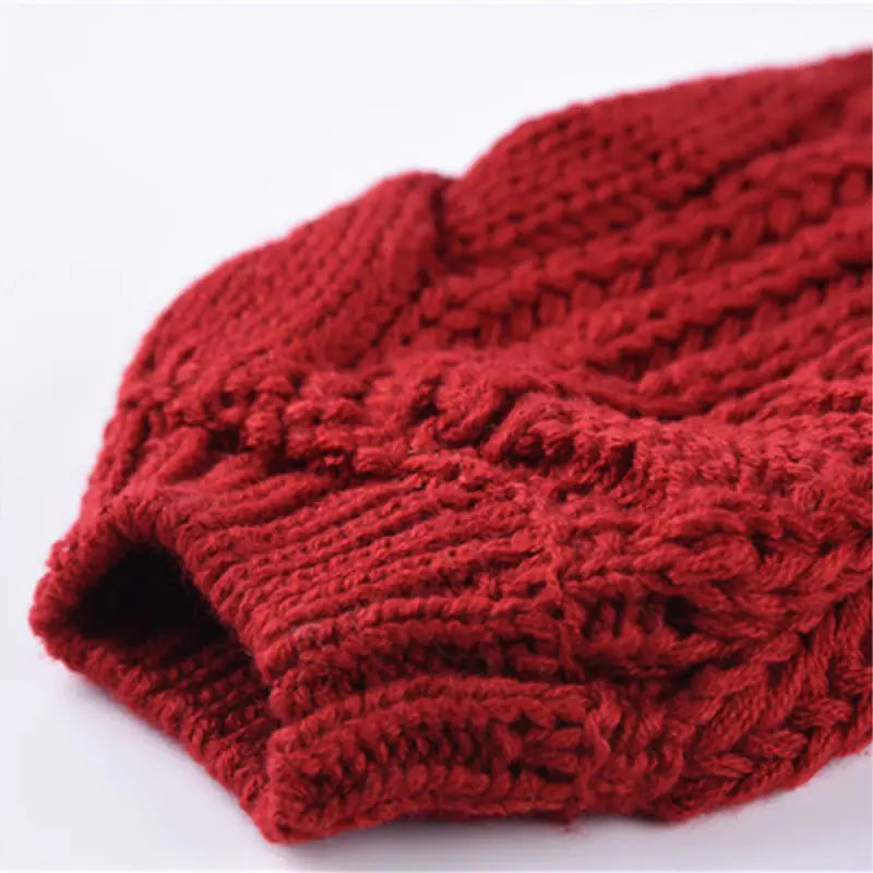 Short Lantern Sleeve Sweater with Round Neck