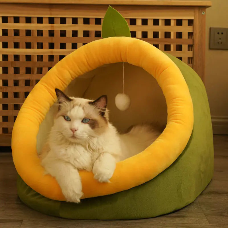 Winter-Ready Semi-Enclosed Cat Bed for All Seasons