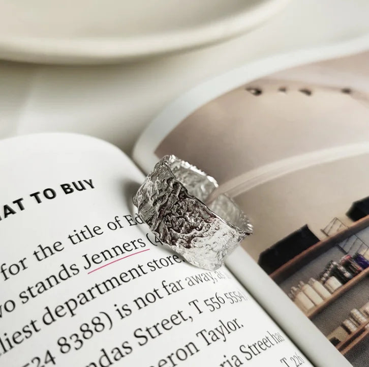 Trendy Japanese-Korean Minimalist Wide Ring for All