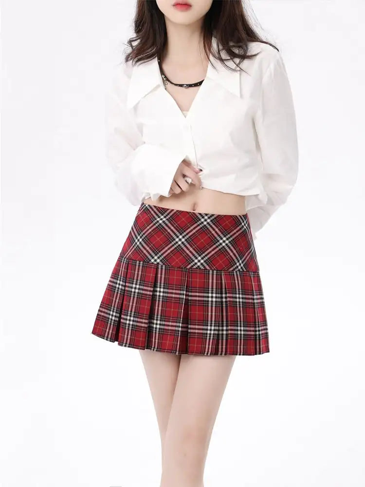 Women’s College Style Red Plaid Pleated Skirt