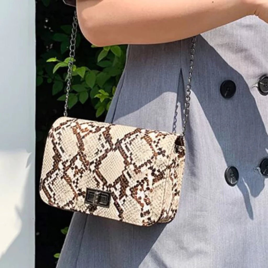 Alice Clutch womens fashion bag