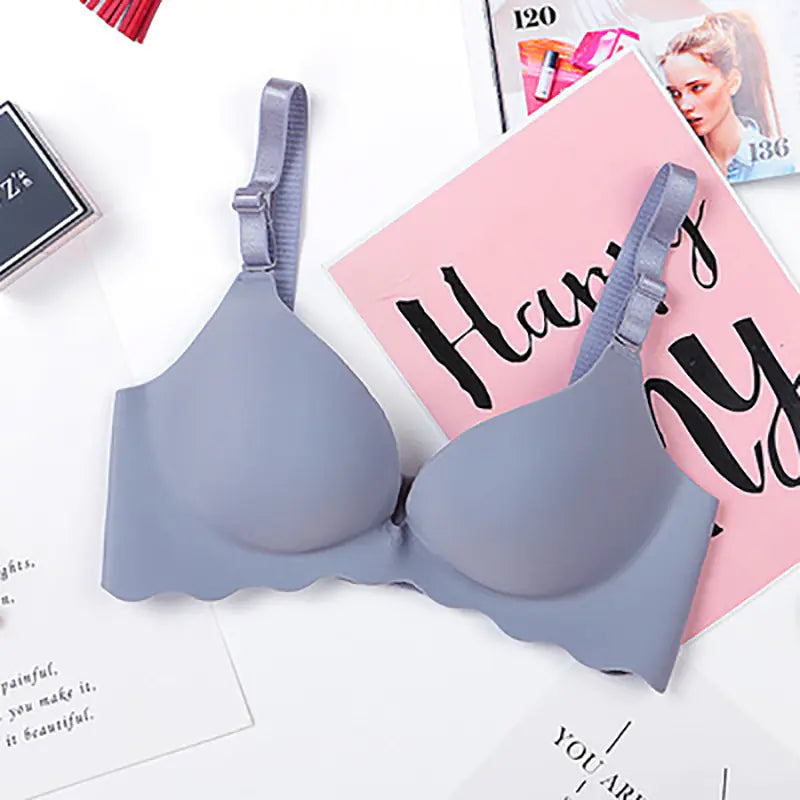 Seamless Wireless Youth Bra for Support and Comfort
