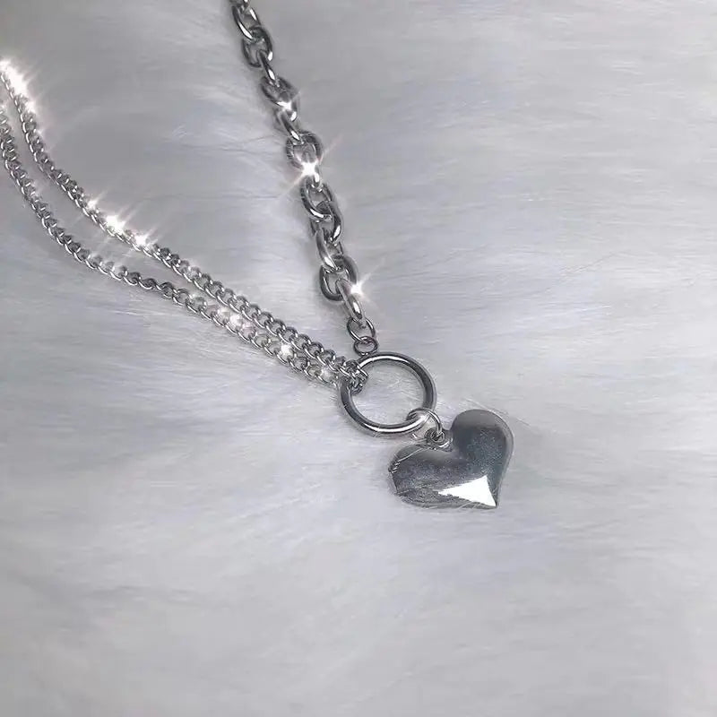 Vintage Punk Heart Pendant Necklace with Chain