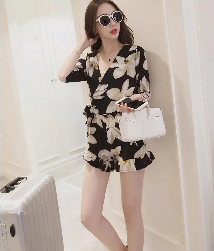 Floral Print V-Neck Short Sleeve Jumpsuit