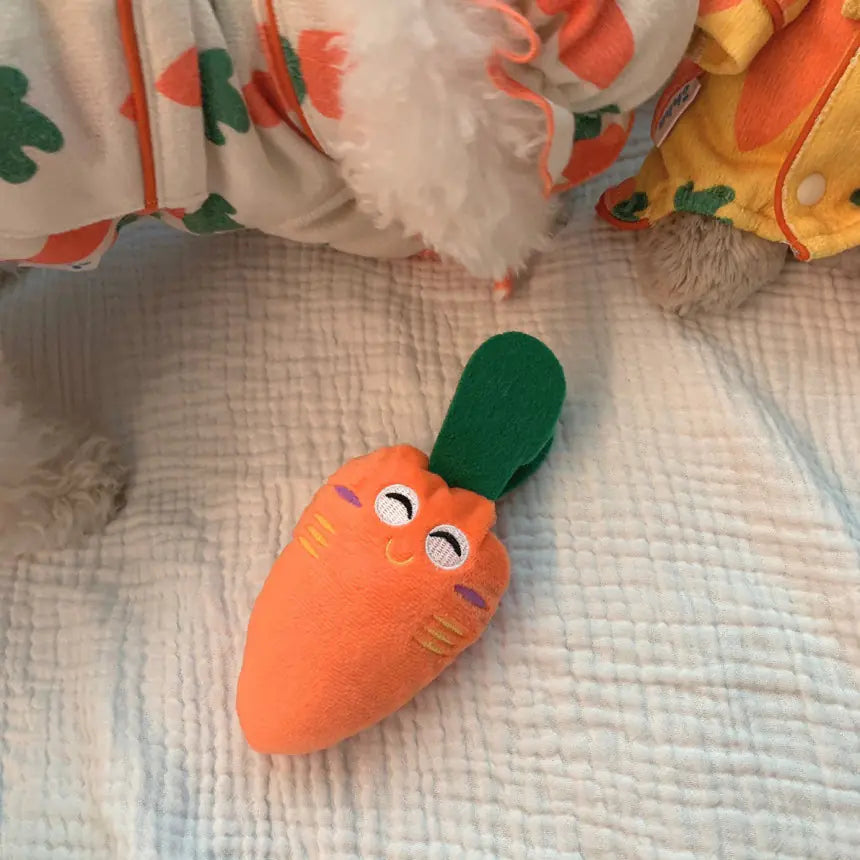 Cute Plush Carrot Voice Dog Toy