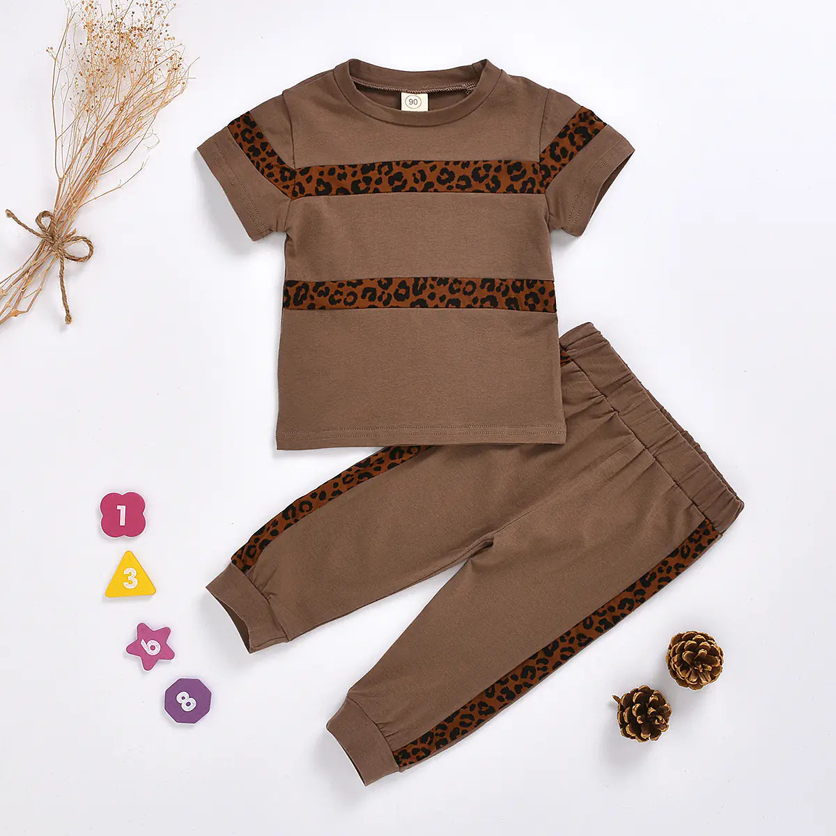 Girls' Summer Short-Sleeved Cotton Knit Suit Collection