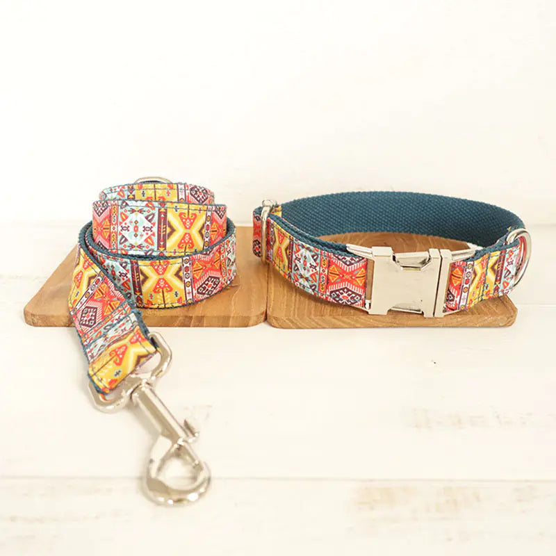 Dog Circle Pet Traction Suit with Color Pattern